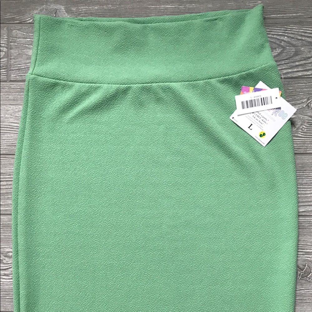 NWT LLR L CASSIE